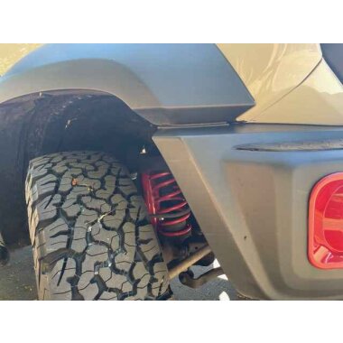 Höherlegungsfedernsatz TREKFINDER für SUZUKI Jimny II +20 mm