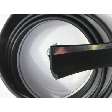 Kotflügelverbreiterung universal 40 mm breit inkl. TÜV® von TREKFINDER | Modellreihe: Augsburg | 150 cm (1 Stück a 150 cm) | aus Gummi