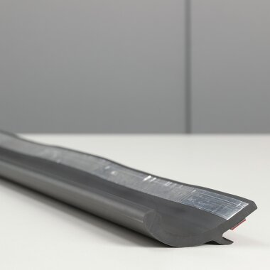 Kotflügelverbreiterung universal 40 mm breit inkl. TÜV® von TREKFINDER | Modellreihe: Augsburg | 300 cm (2 Stück a 150 cm) | aus Gummi