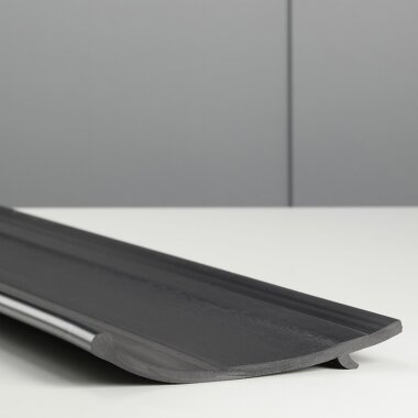 Kotflügelverbreiterung universal 150 mm breit inkl. TÜV® von TREKFINDER | Modellreihe: Augsburg | 300 cm (2 Stück a 150 cm) | aus Gummi